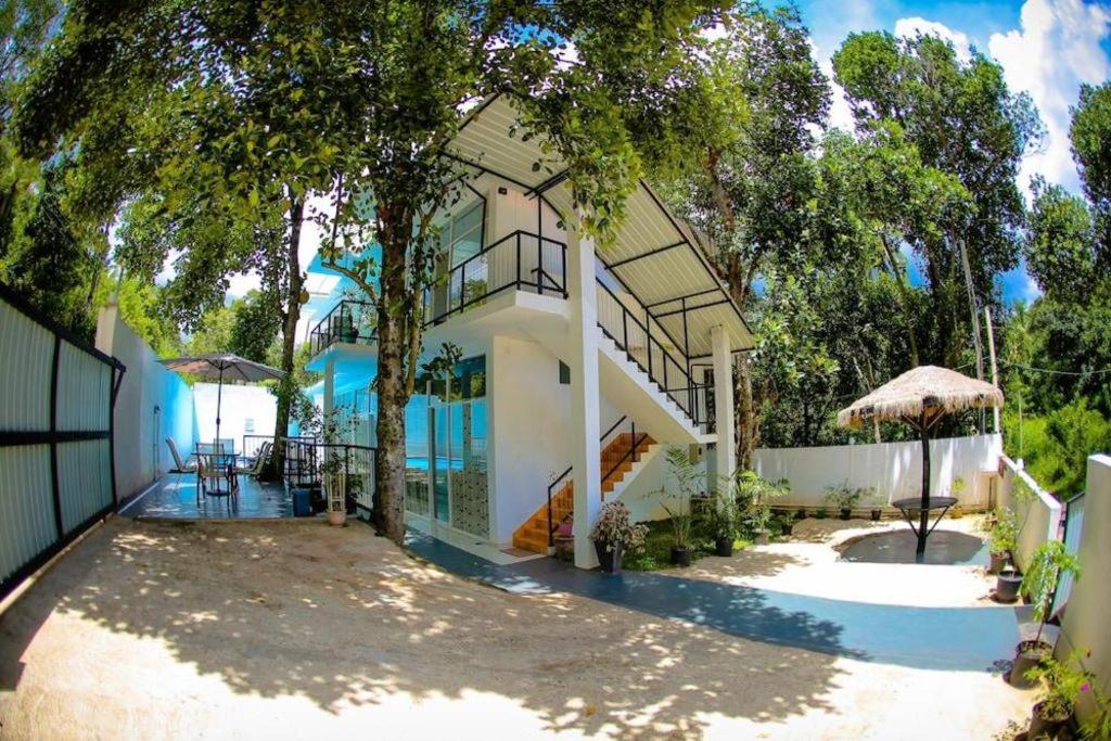 Nelinsa Residence 캔디 외부 사진