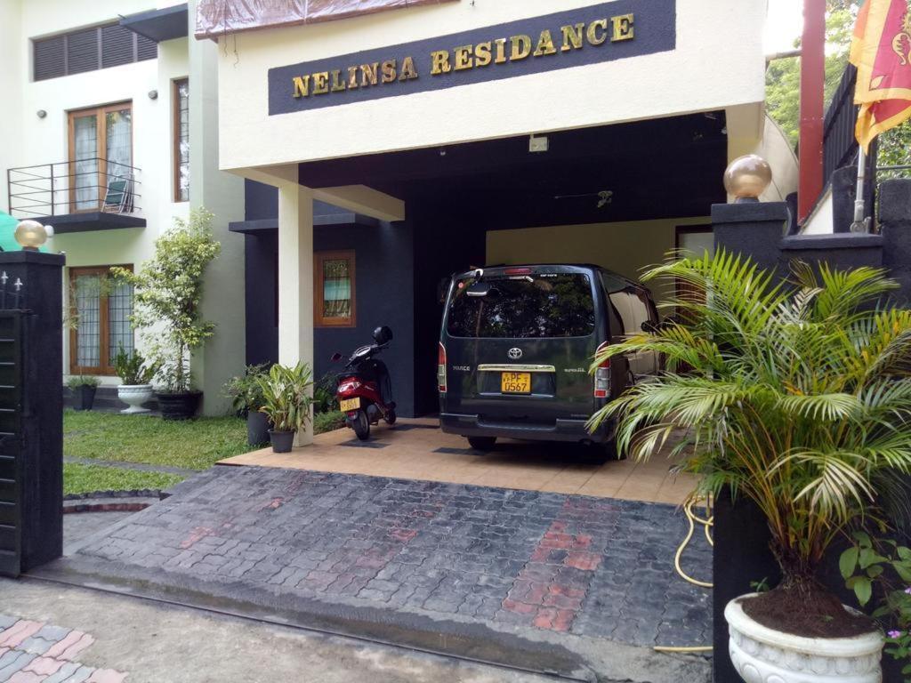 Nelinsa Residence 캔디 외부 사진
