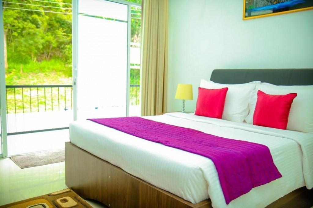 Nelinsa Residence 캔디 외부 사진